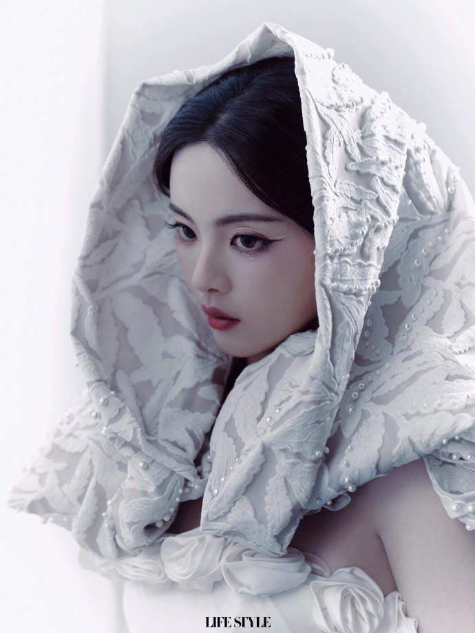 Pre - นิตยสาร Lifestyle 杨超越 หยางเชาเยว่ YangChaoyue 2024