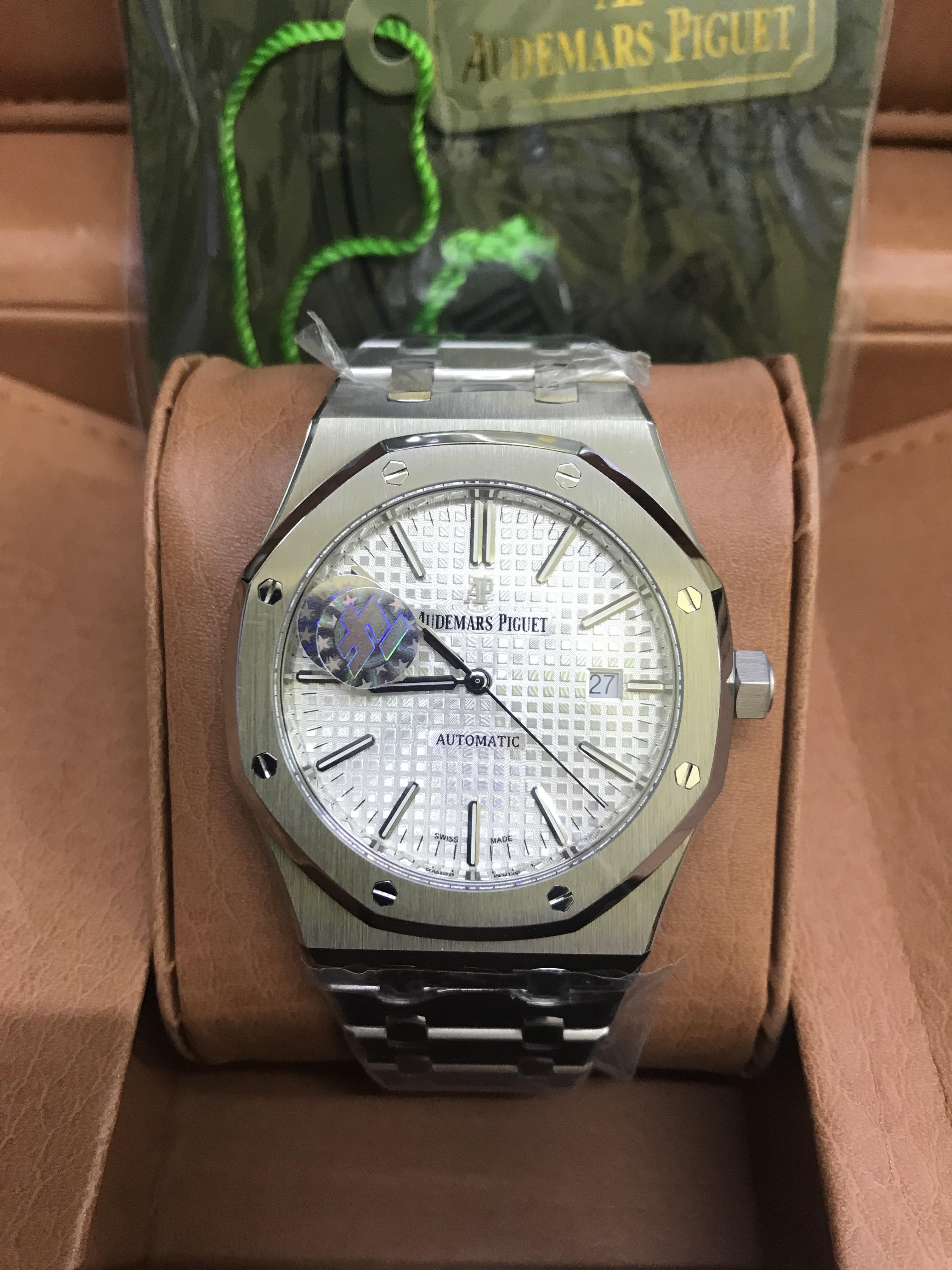Audemars Piguet (AP 15400) (Swiss ZF)