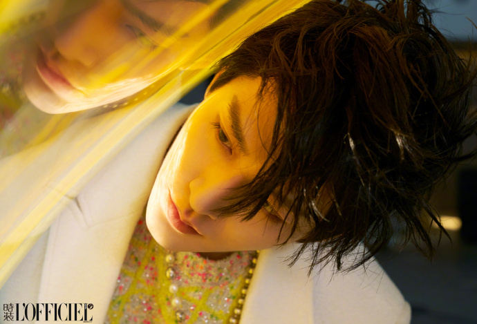 Pre - นิตยสาร L’Officiel China เติ้งเหวย DengWei 2024+ โปสเตอร์พับ