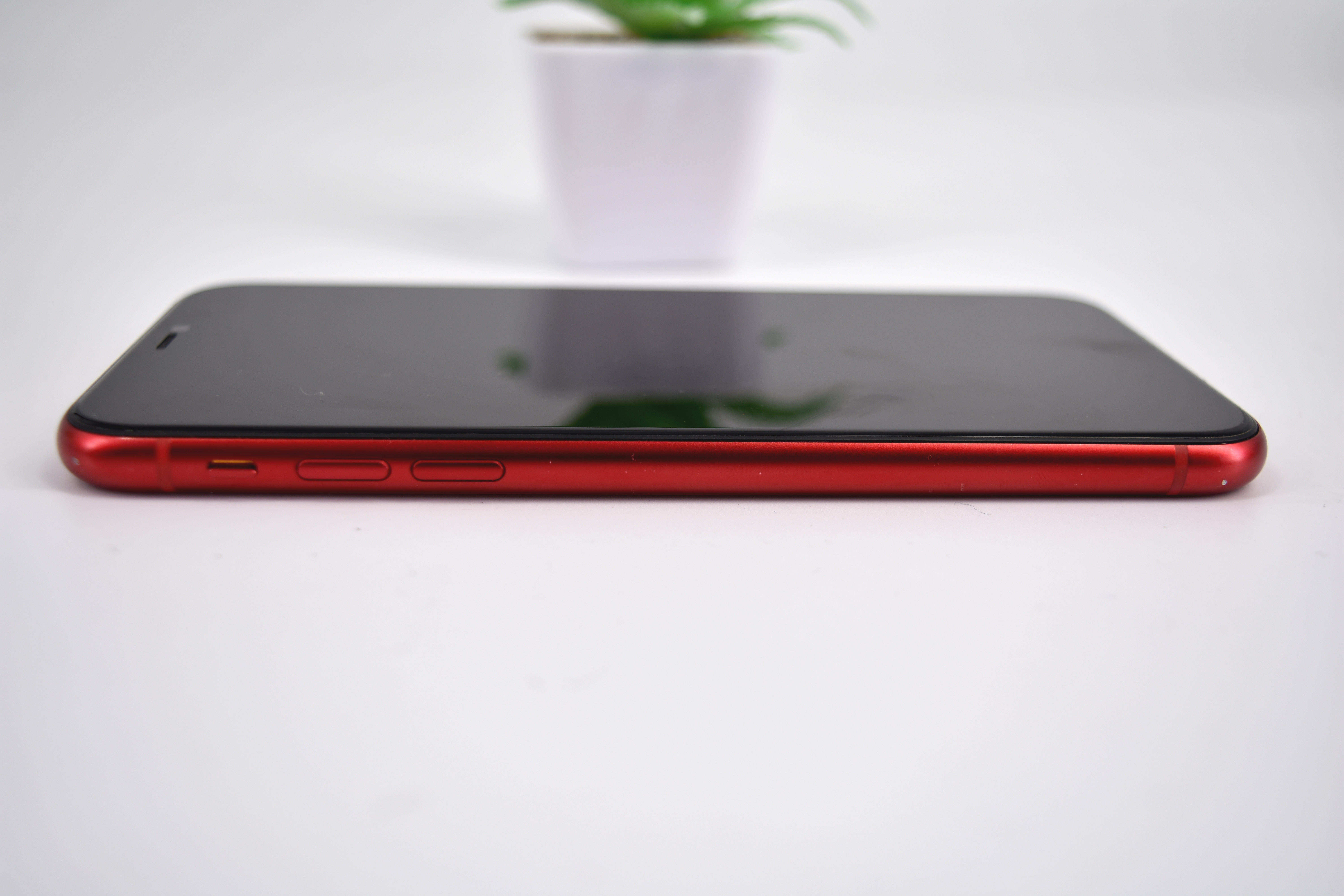 iPhone 11 128GB RED