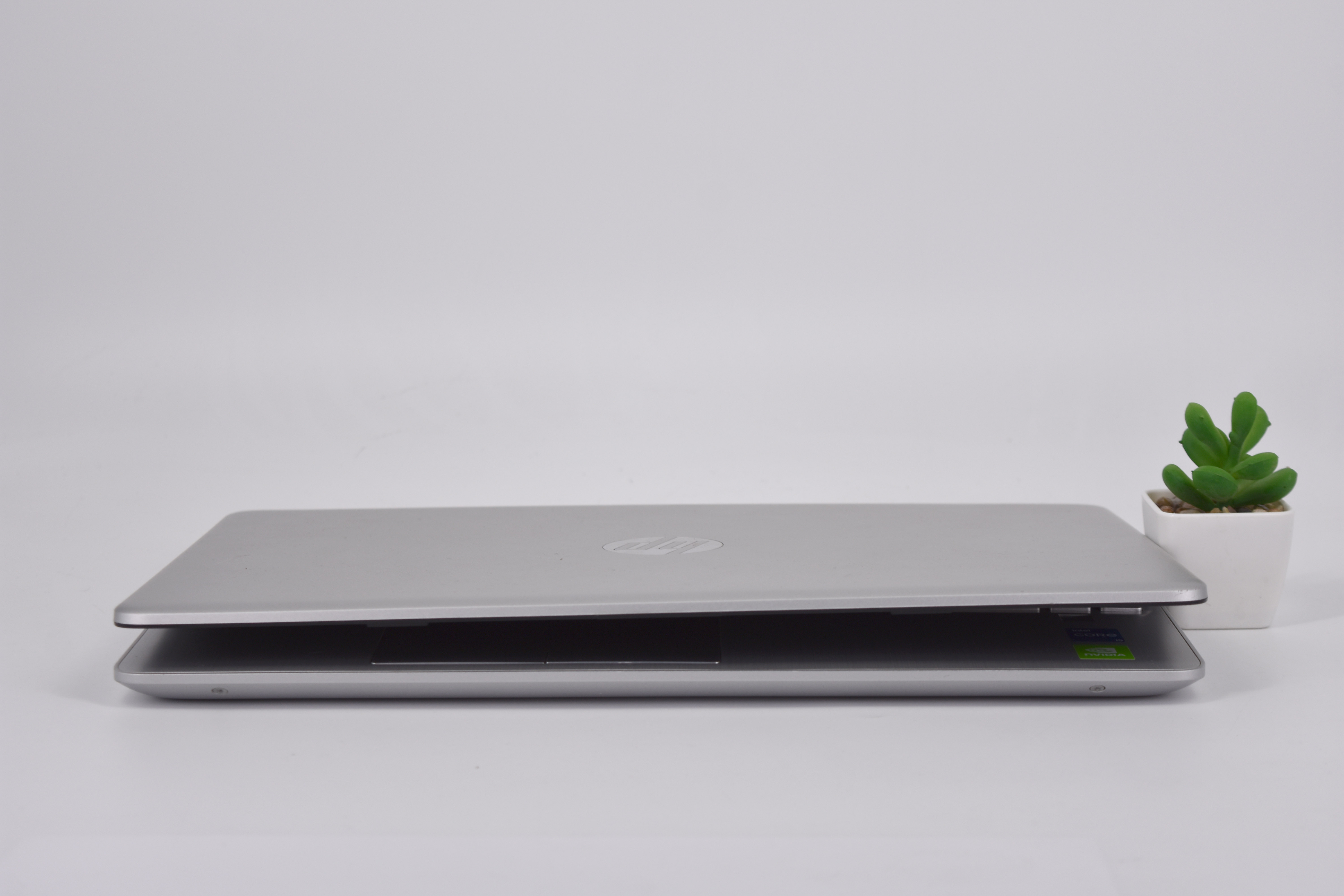 HP 15S-DU3011TX (SILVER)