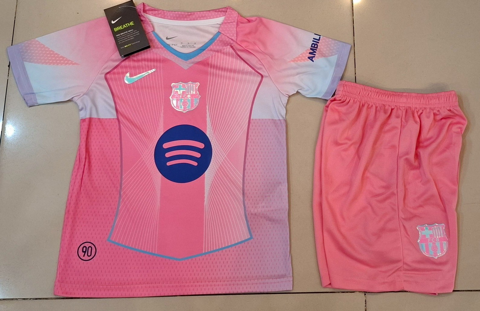ชุดฟุตบอลเด็ก – บาซ่า สีชมพู เหย้า Fans Edition เกรดแฟนบอล 2026