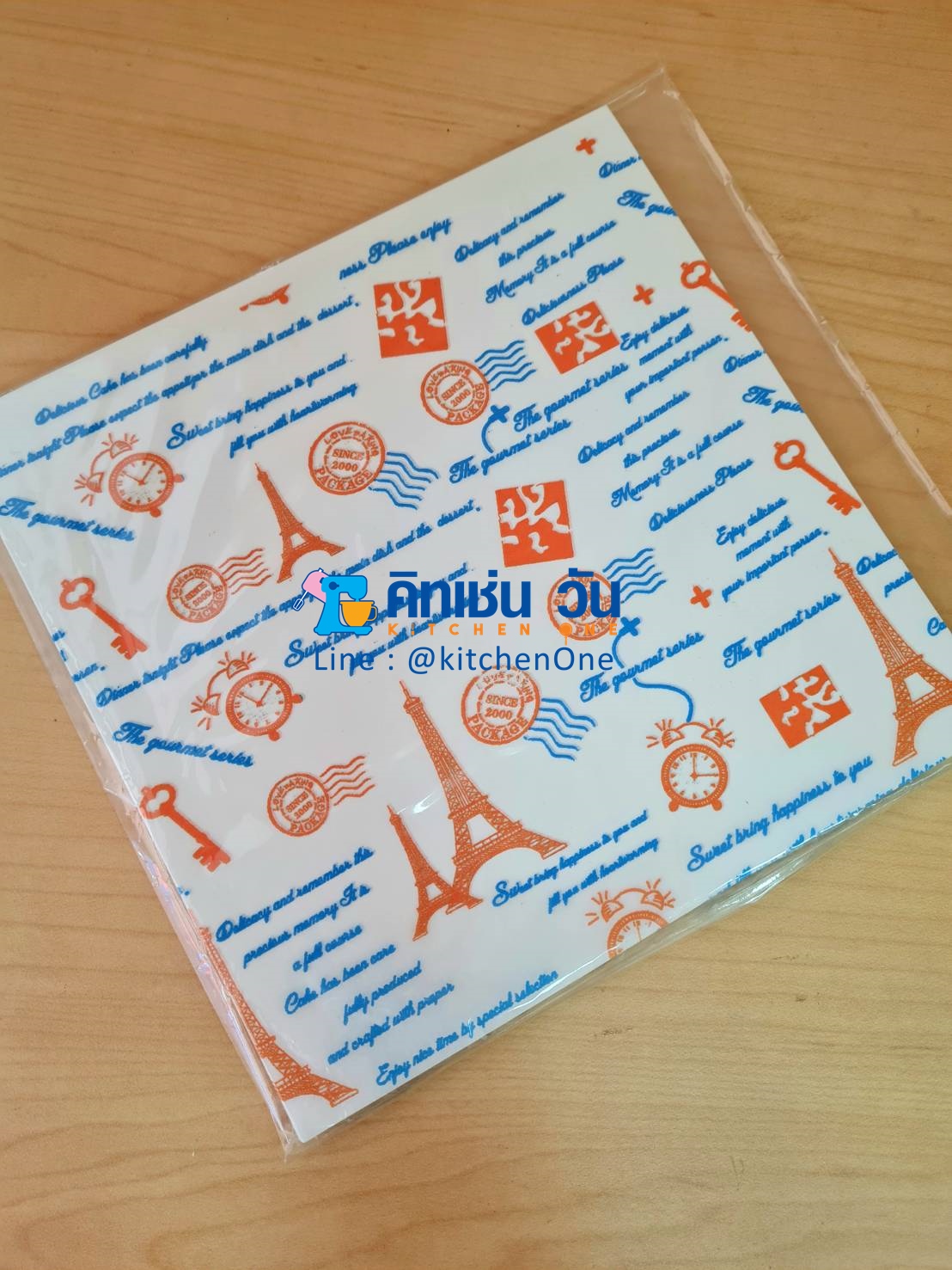 กระดาษรองขนม ห่อขนม กระดาษไขลายน่ารัก (แพ็คละ 100 แผ่น) ขนาด 18x18 ซม ใช้รองอาหาร,ขนม รองอบ ห่อขนม,แซนวิช foodgrade