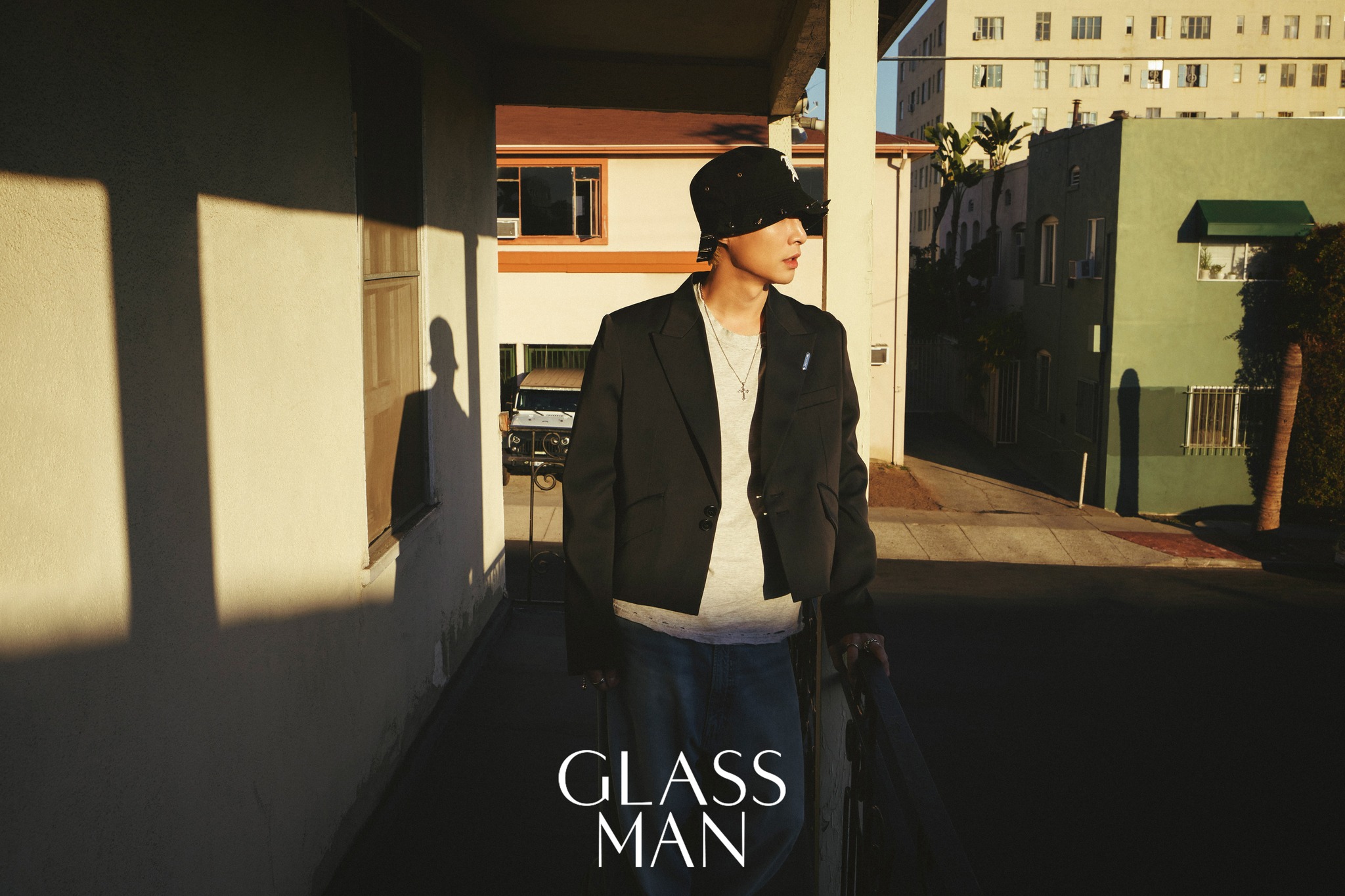 Pre - นิตยสาร GLASS MAN อี้ชิง zhangyixing 1/2023+โปสเตอร์