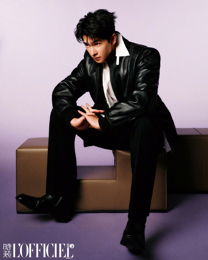 Pre - นิตยสาร L’Officiel หยางหยาง YANGYANG扬扬 2024