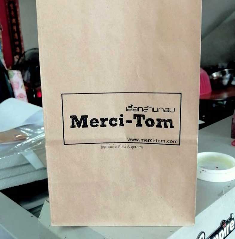 พิมพ์สกรีนซอง 1 สี ซองกระดาษใส่เสื้อ พิมพสกรีนซองใส พิมพ์สกรีนถุงพลาสติก สกรีนซอง สกรีนถุงพลาสติก