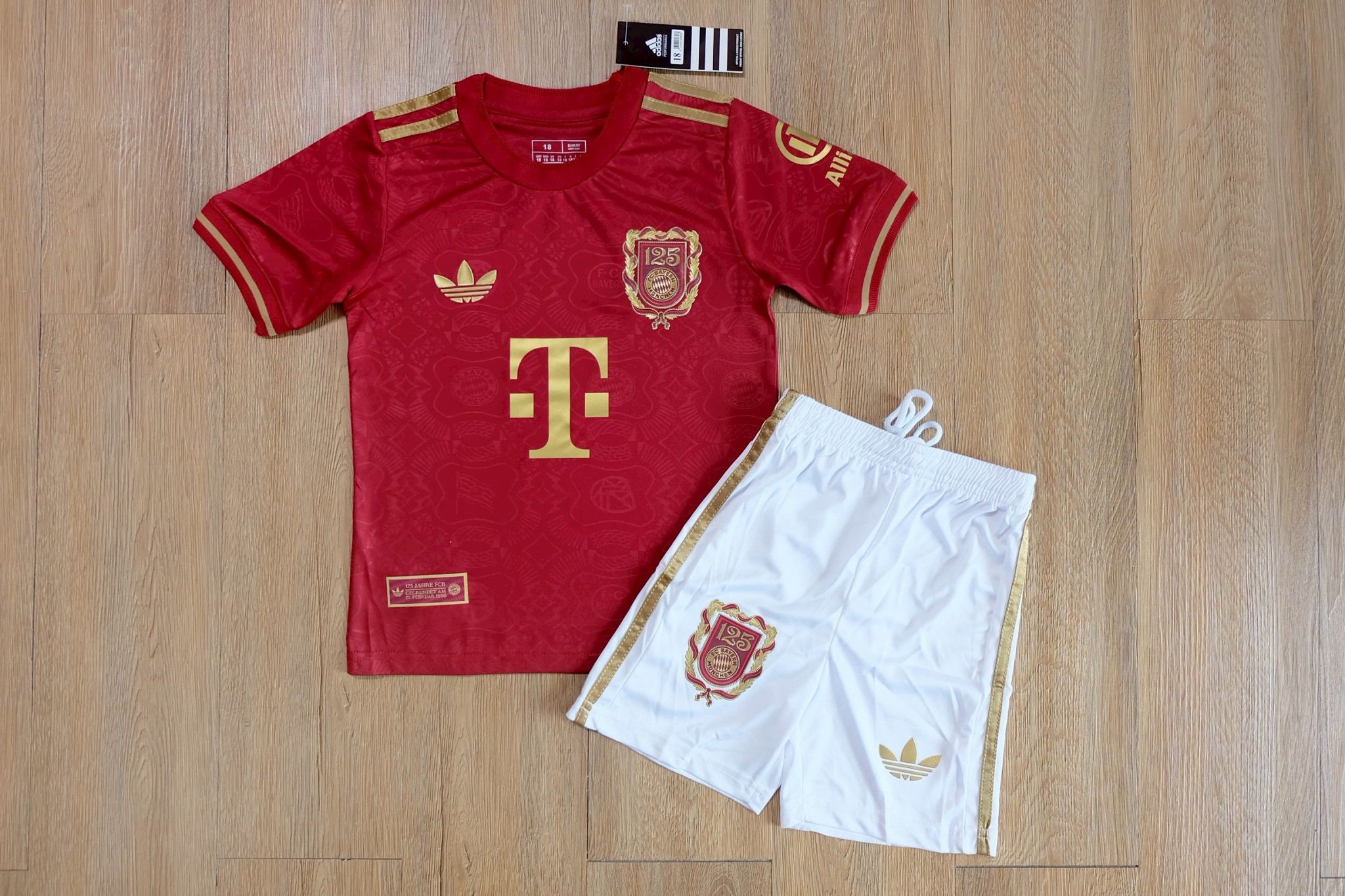 ชุดฟุตบอลเด็ก – ทีมบาเยิน 125 Years Fans Edition เกรดเเฟนบอล 2025