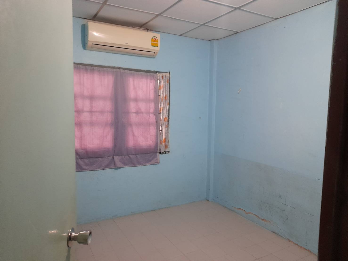 ทาวน์เฮาส์ หมู่บ้านศุภลักษณ์