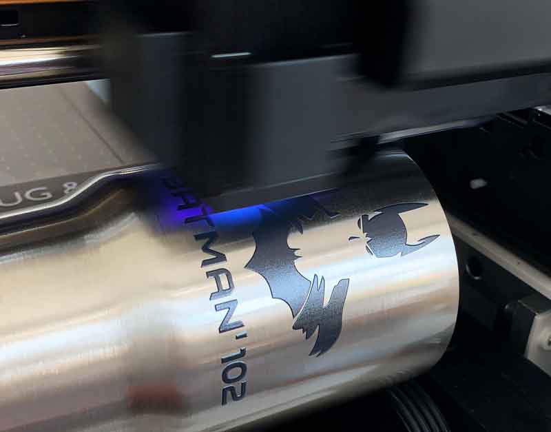 แก้วทรง YETI พิมพ์โลโก้ บนแก้วทรง YETI เก็บความเย็น