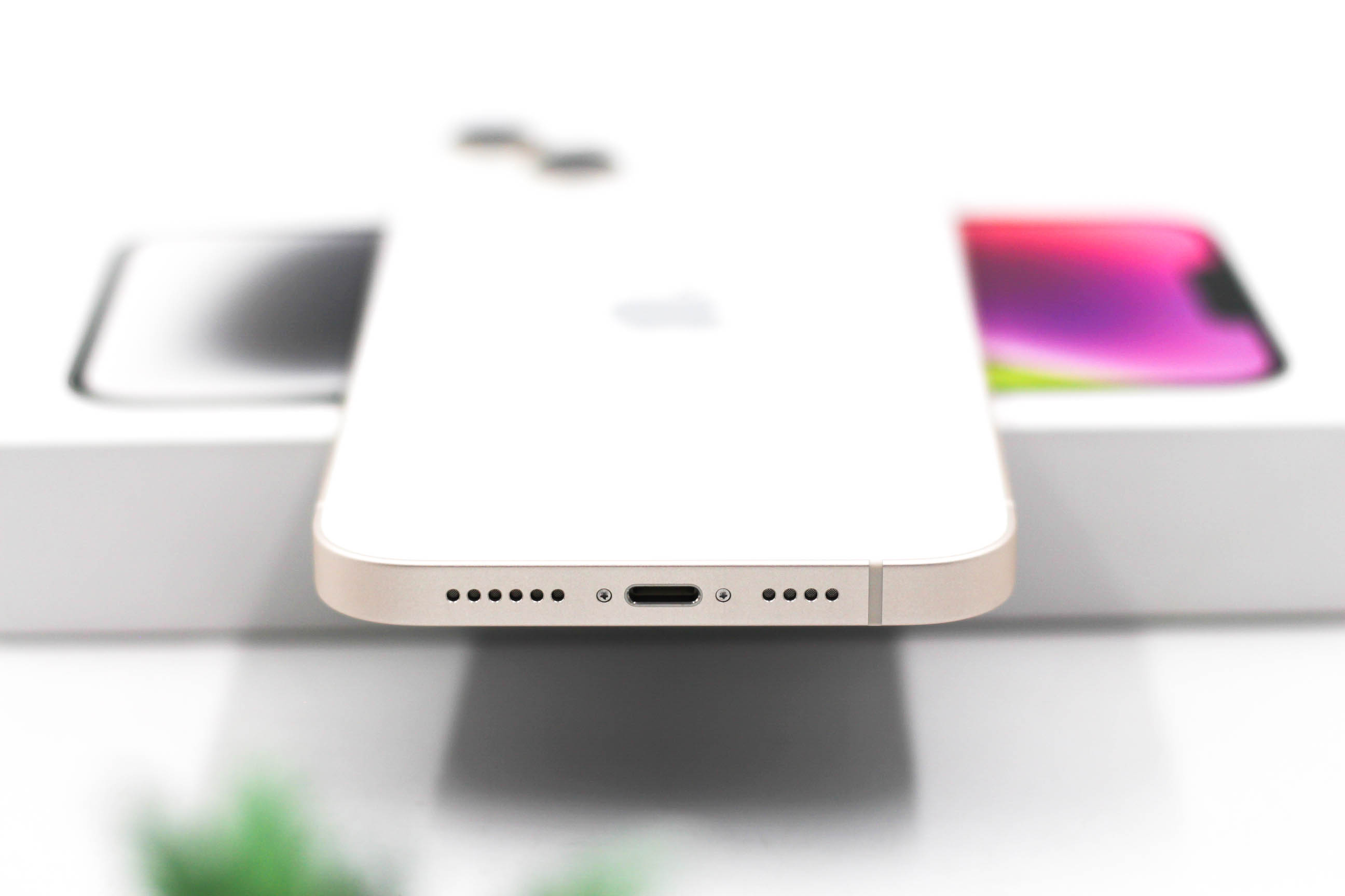 iPhone 14 Plus 128GB TH สี Starlight