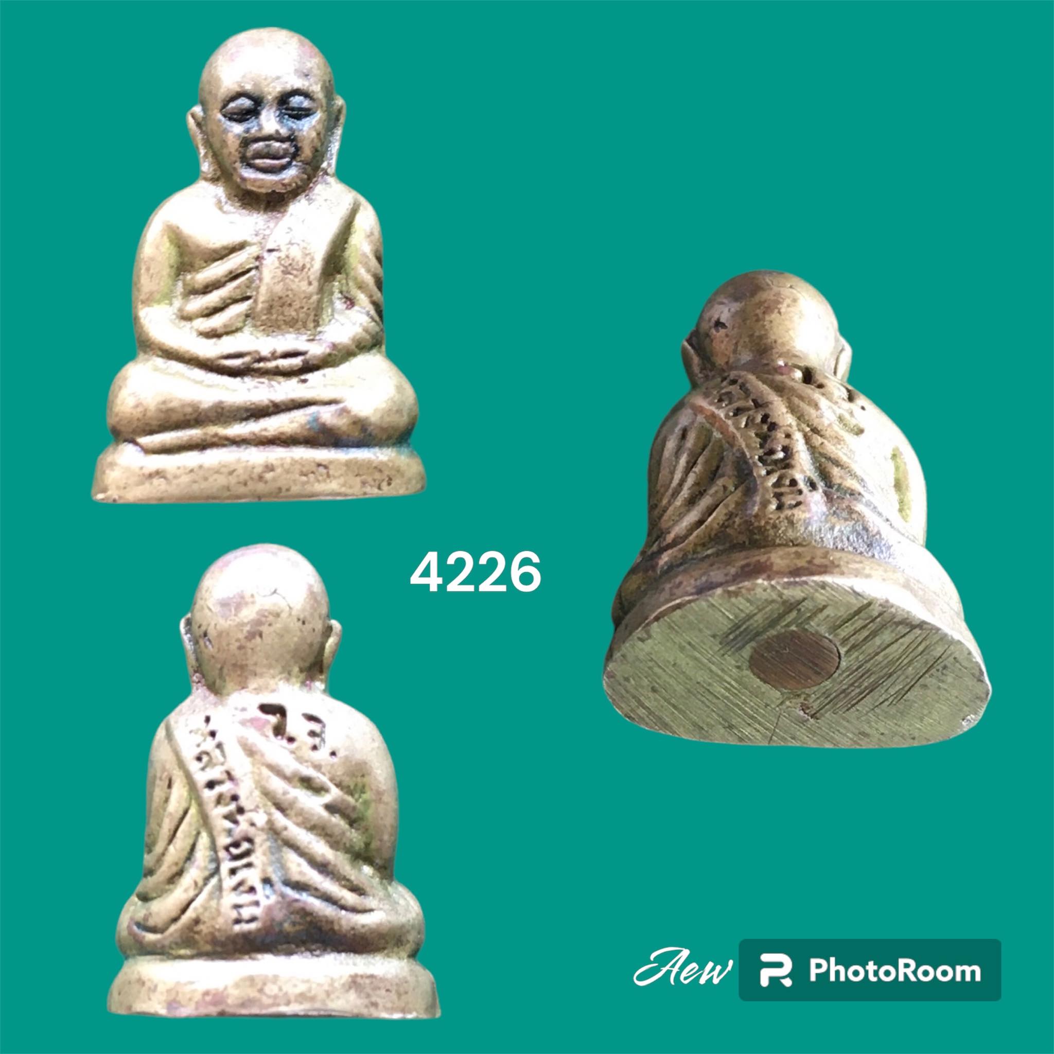 รูปหล่อหลวงพ่อเงิน วัดบางคลาน ออกวัดวังจิก ปี 2515