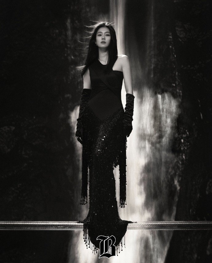 Pre - นิตยสาร Barbes China ไป๋ลู่ BaiLu 2025+โปสเตอร์พับ