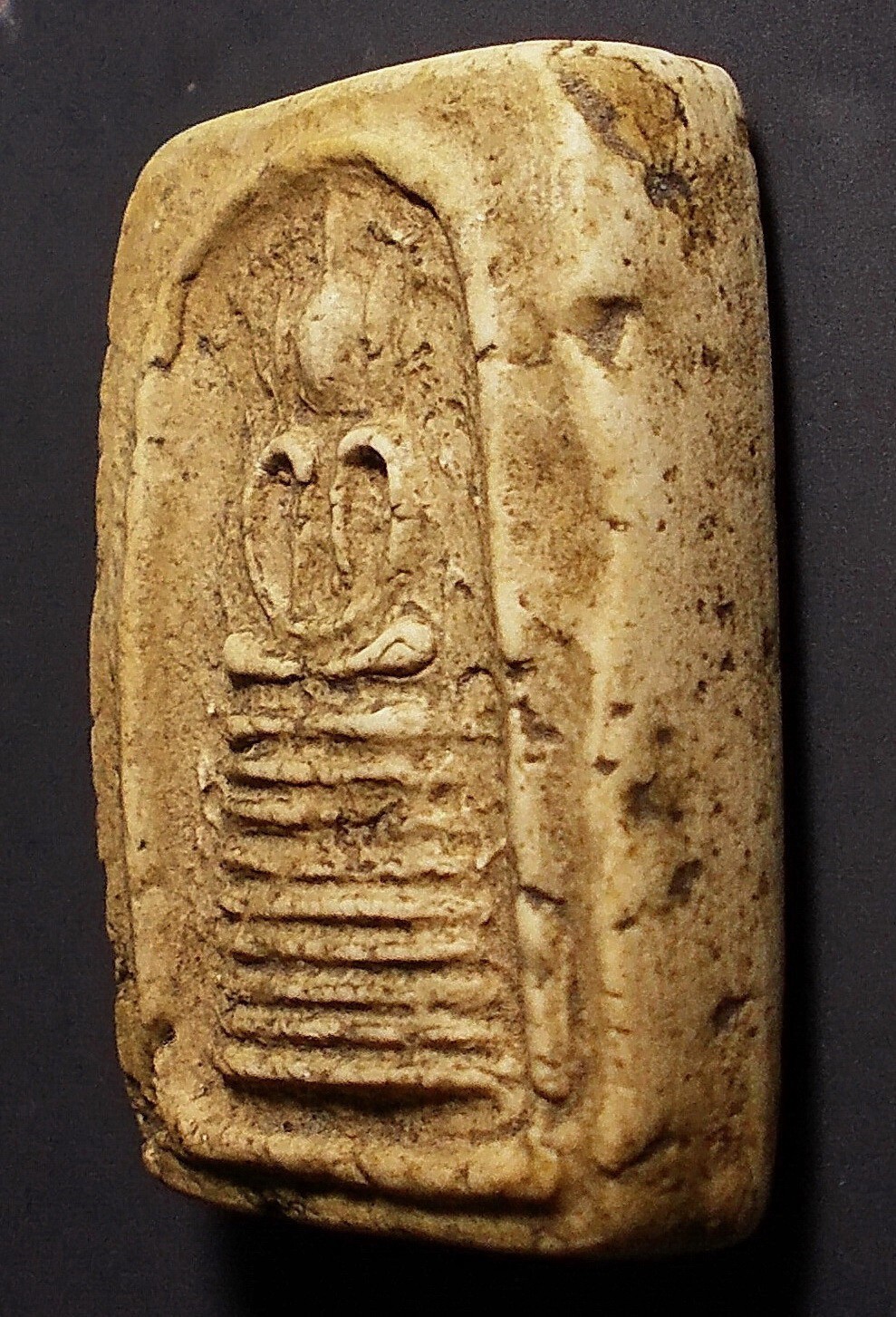 สมเด็จ 9 ชั้นอกร่องหูบายศรี หลังเรียบ เนื้อผงวัดระฆัง พระครูสุพจน์ วัดสุทัศน์ พิธีอินโดจีน ปี 2484 #lnw1123 (ขายแล้ว)