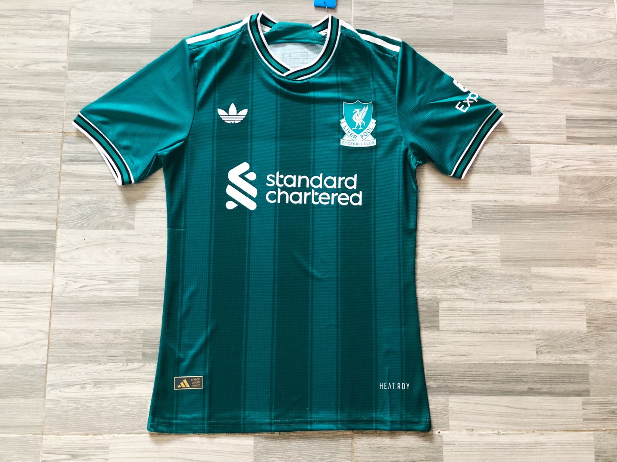 เสื้อฟุตบอลลิเวอร์ เยือน สีเขียว Player Edition เกรดนักเตะ 2026