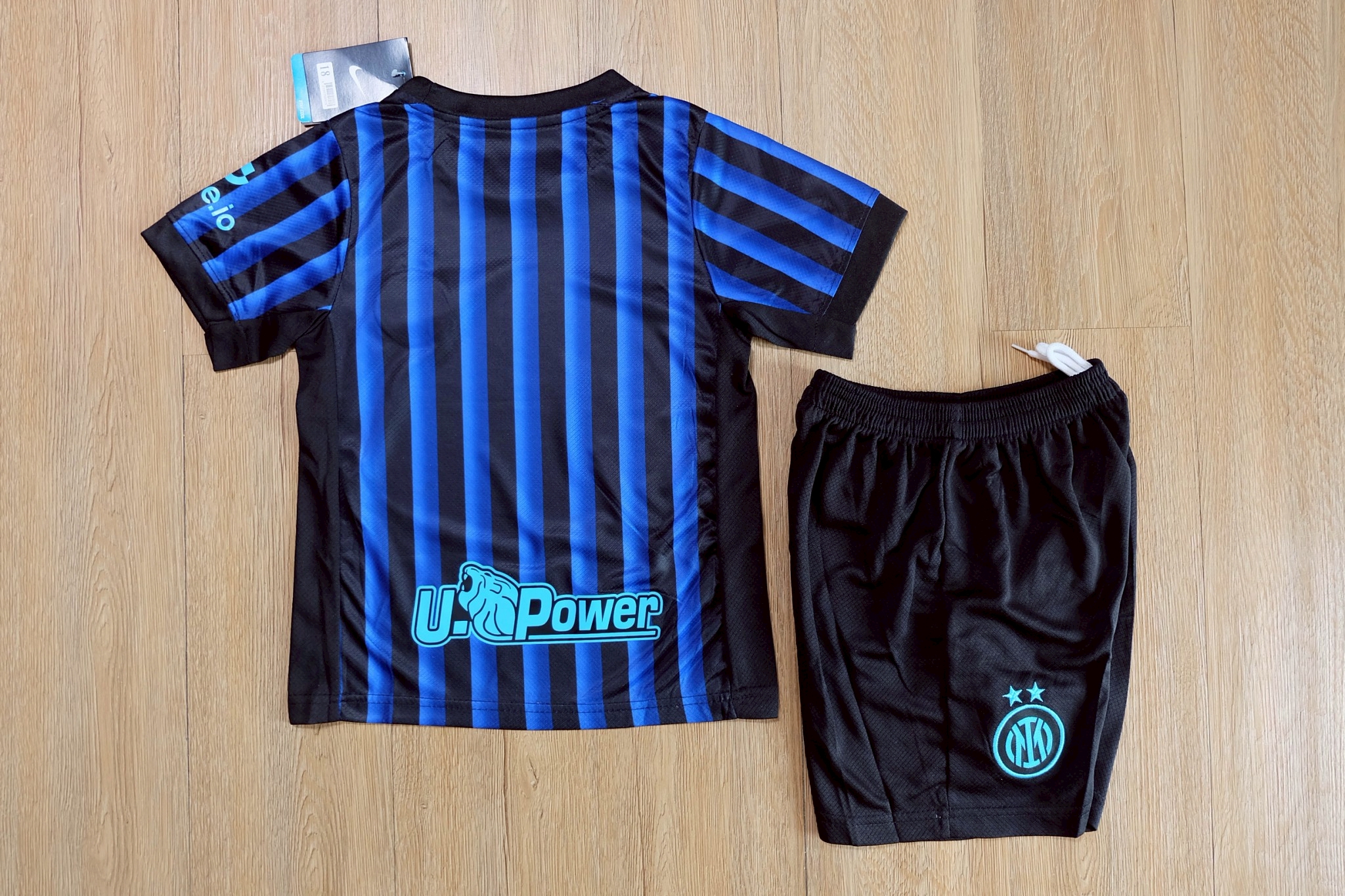 ชุดฟุตบอลเด็ก – 2025-26 ชุดฟุตบอลเด็กอินเตอร์ มิลาน สีน้ำเงิน สำหรับเด็ก Fans Edition เกรดแฟนบอล Size 18-28