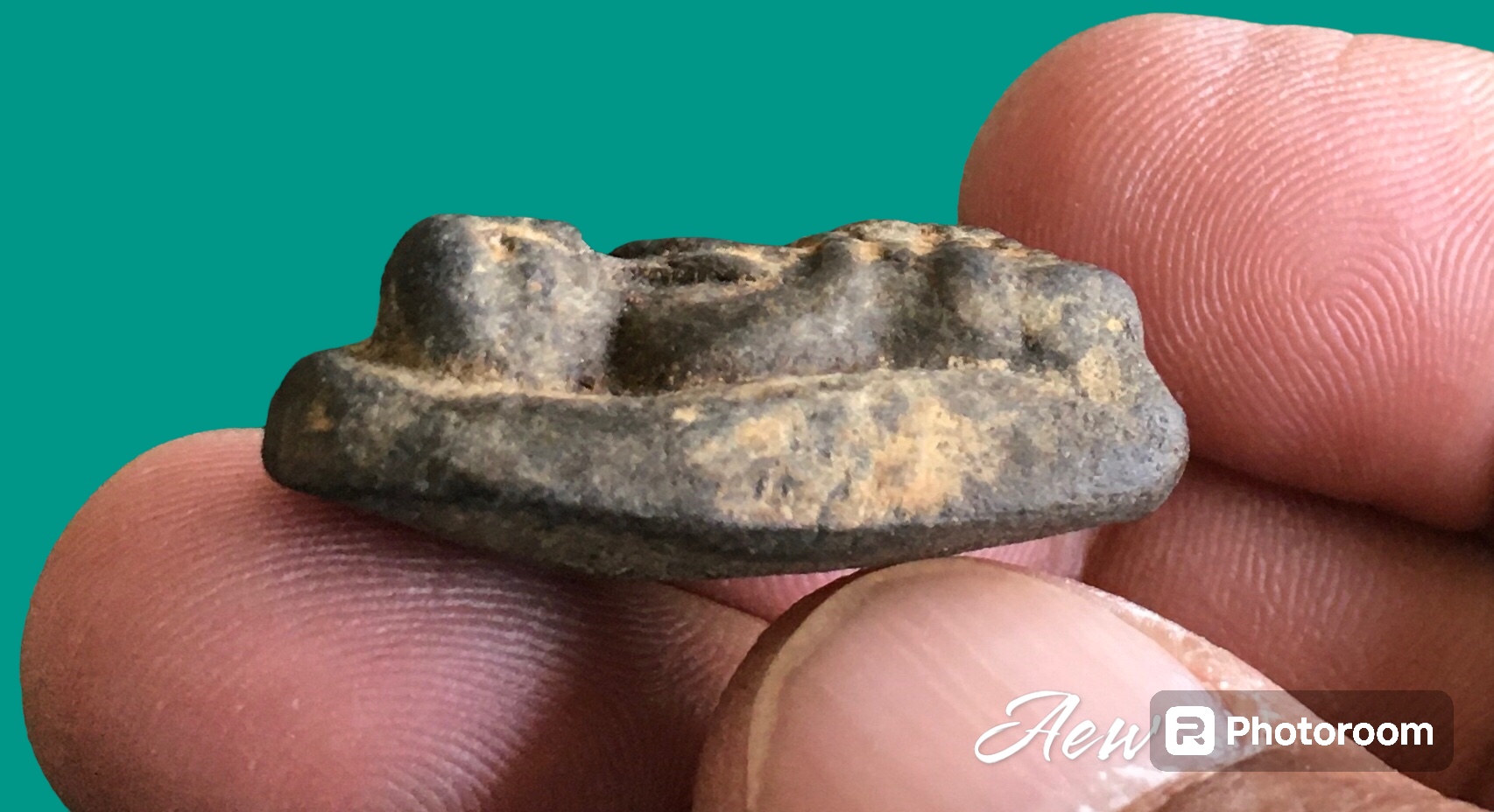 พระหลวงพ่อทวดเนื้อว่านรุ่นแรก ปี 2497 พิมพ์ต้อใหญ่