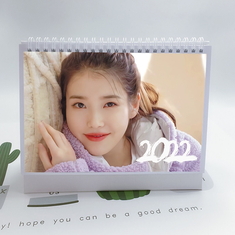 Pre - ปฏิทินตั้งโต๊ะ 2022 #ไอยู (ระบุลาย)