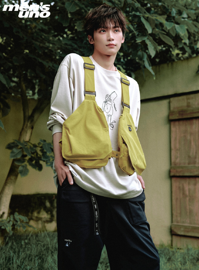 Pre - นิตยสาร men's uno จื่ออวี๋ 梓渝 ZiYu 2025 A/B/C+การ์ด+ โปสเตอร์