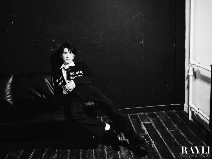 Pre - นิตยสาร 瑞丽服饰美容 Ruili/ Rayli จางซินเฉิง zhangxincheng 2024