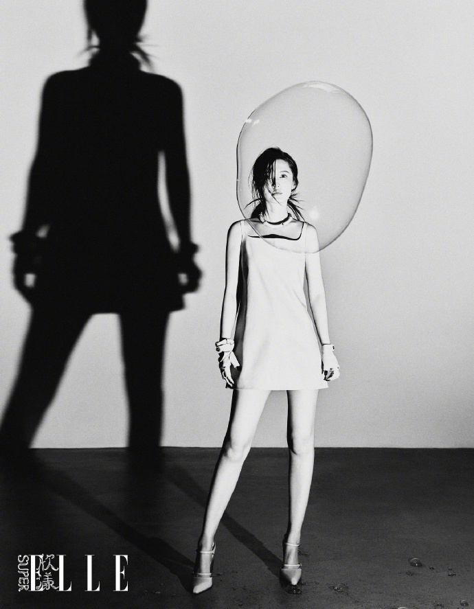 Pre - นิตยสาร SuperELLE LiQin หลี่ชิ่น 2025