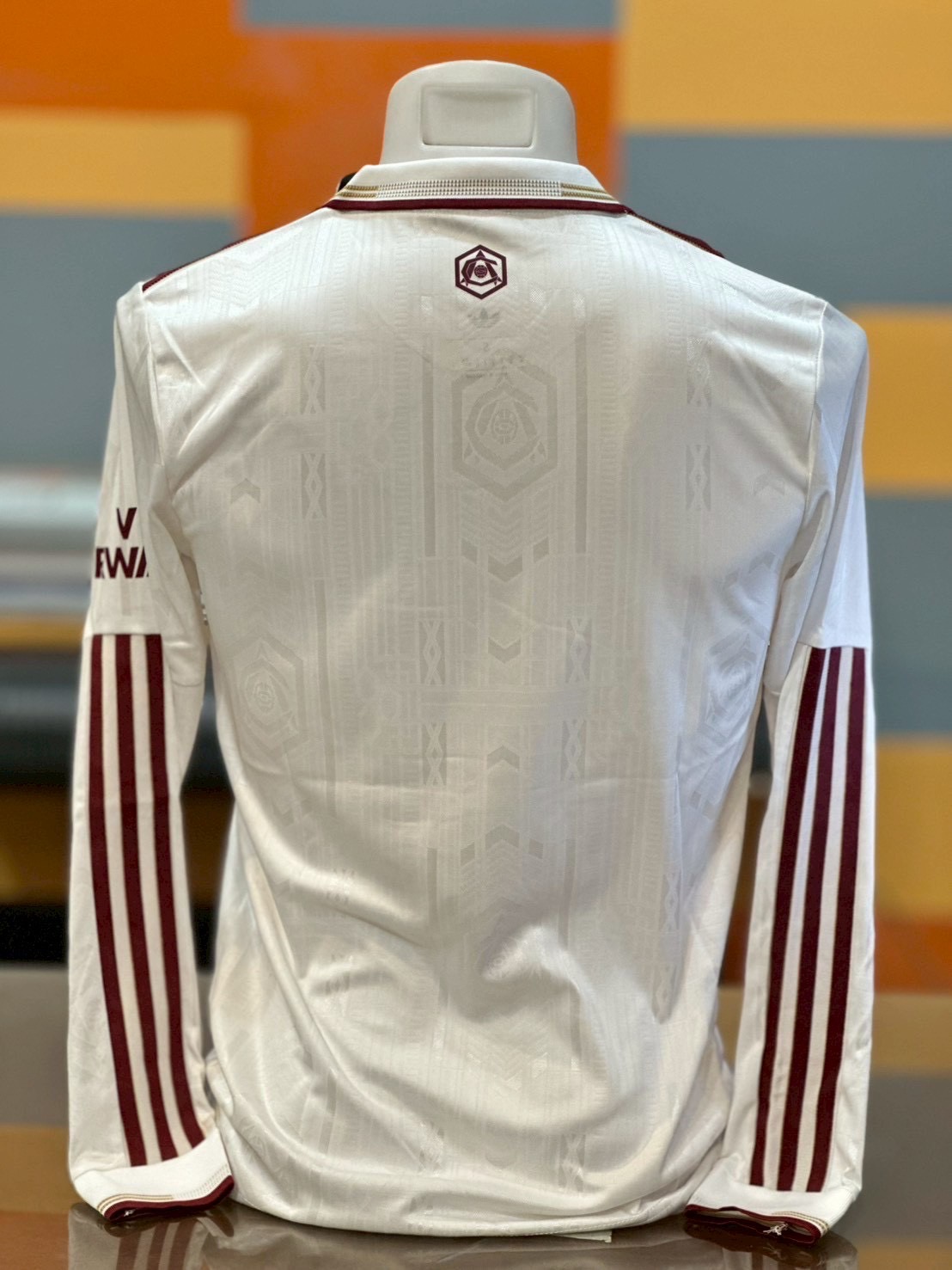 มาใหม่เสื้อฟุตบอล ARS เเขนยาว สีครีม เกรดแฟนบอล 2025