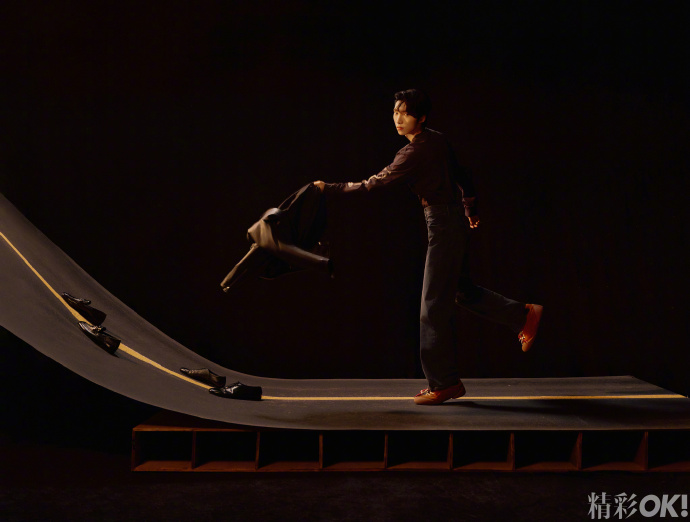 Pre - นิตยสาร 精彩OK! 赵磊 ZhaoLei จ้าวเหล่ย 2024+โฟโต้การ์ด 6 ใบ