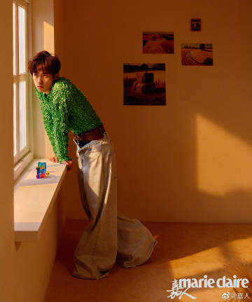 Pre - นิตยสาร Marie Claire อี้หยางเซียนซี แจ็กสันหยี/JacksonYee 2023+โปสเตอร์