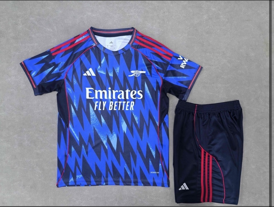 ชุดฟุตบอลเด็ก – อาร์เซนอล สีน้ำเงิน เกรดเเฟนบอล 2026