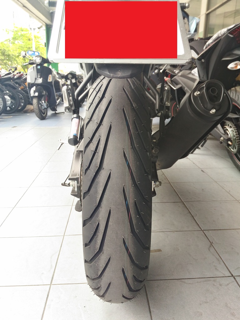 รุ่น Pirelli Angle City 150/60-17