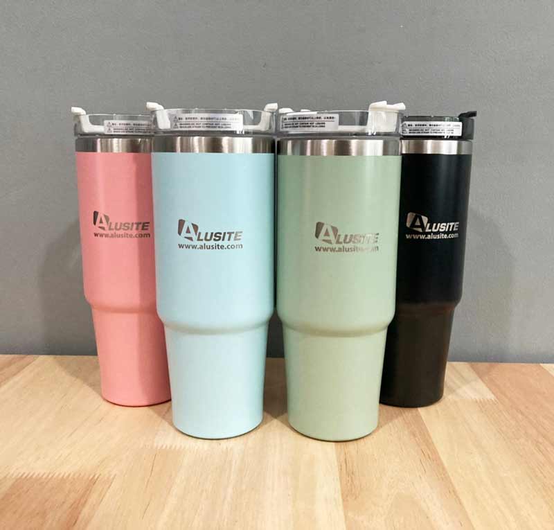 แก้วน้ำเก็บความเย็น 30 oz พร้อมโลโก้ 1 จุด