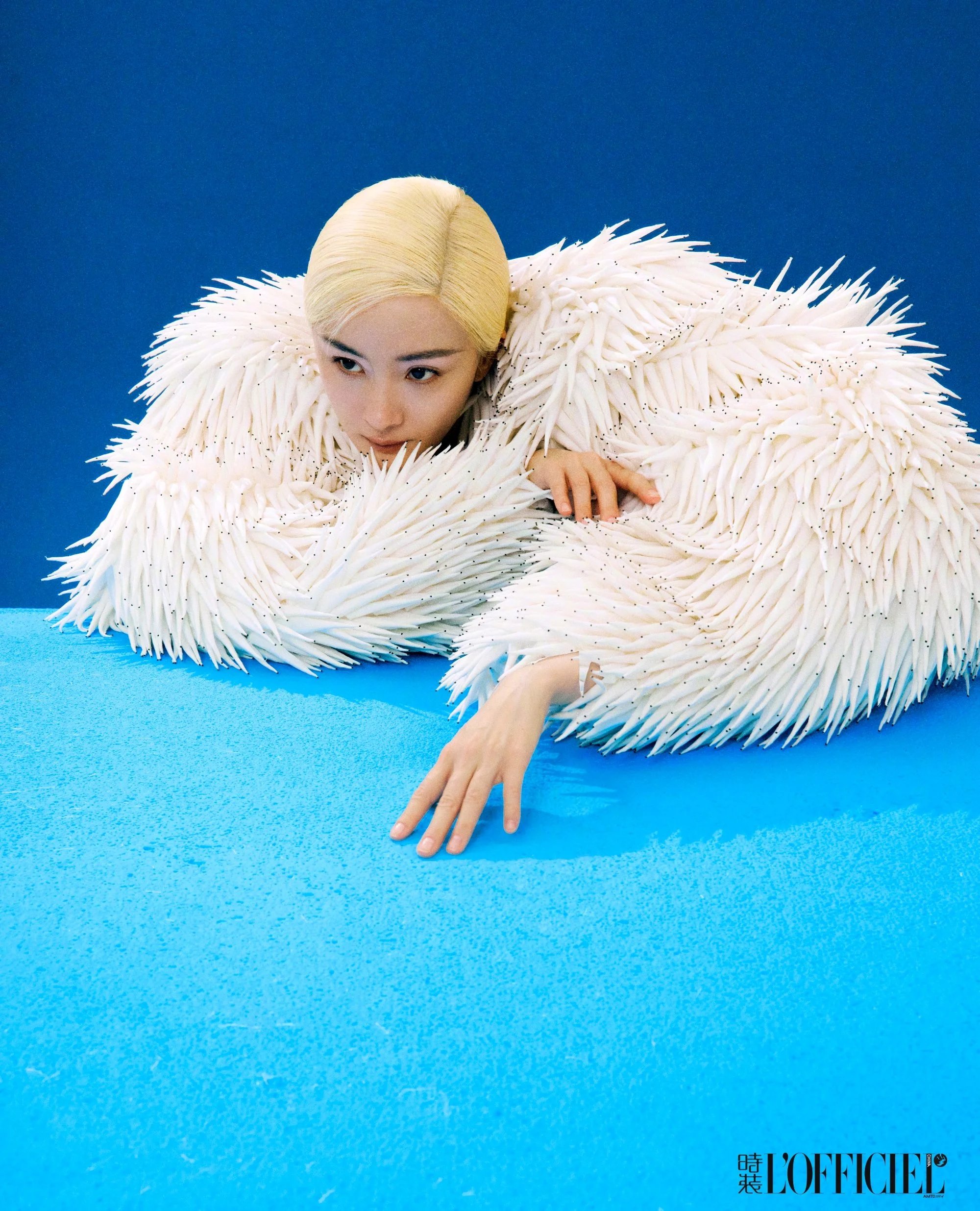 Pre - นิตยสาร L’OFFICIEL China หยางมี่ yangmi 杨幂 2025