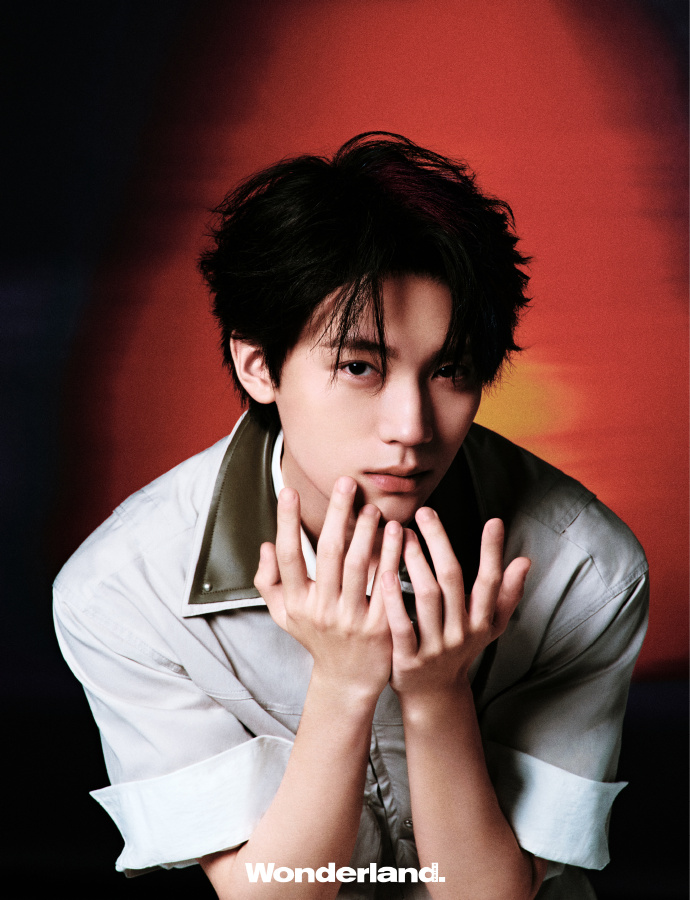 Pre - นิตยสาร Wonderland โจวอี้หราน ZhouYiran ฉบับเดือนกุมภาพันธ์ 2025