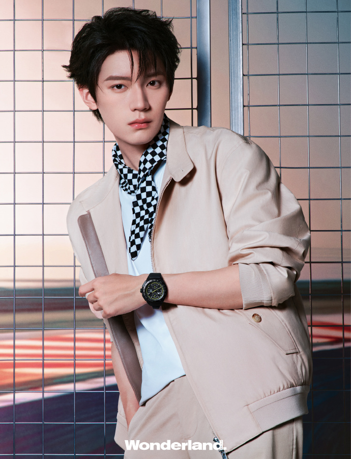 Pre - นิตยสาร Wonderland โจวอี้หราน ZhouYiran ฉบับเดือนกุมภาพันธ์ 2025