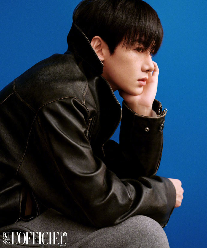 Pre - นิตยสาร L’Officiel ไป๋จิ้งถิง 白敬亭 BaiJingting 2023