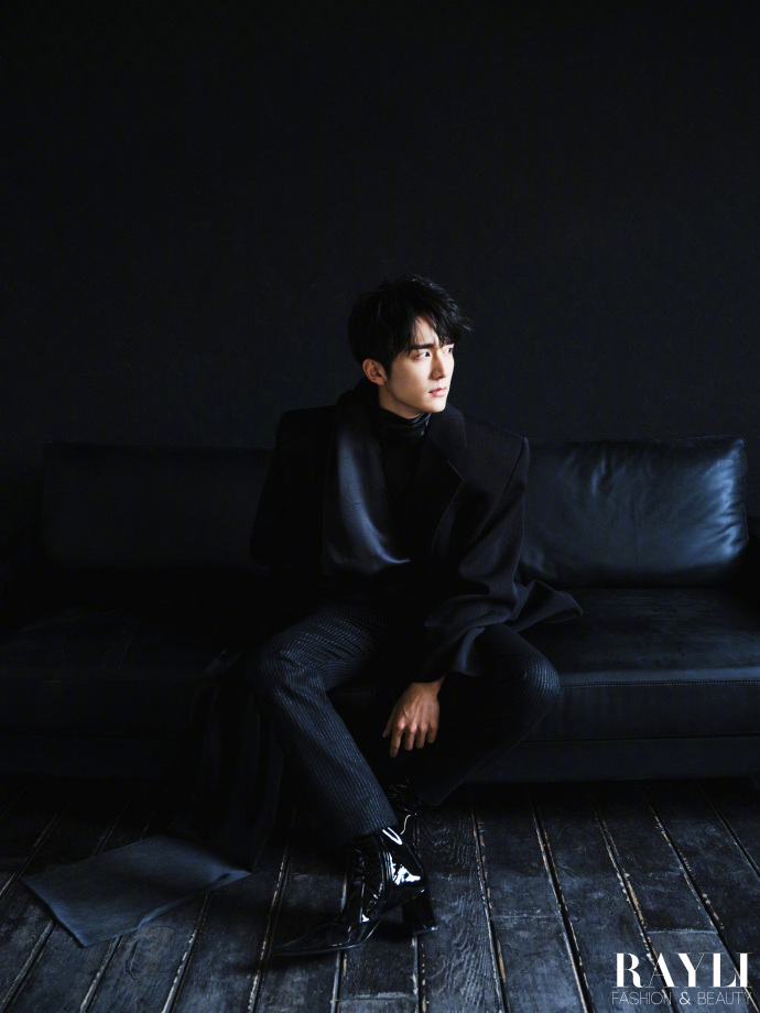 Pre - นิตยสาร 瑞丽服饰美容 Ruili/ Rayli จางซินเฉิง zhangxincheng 2024