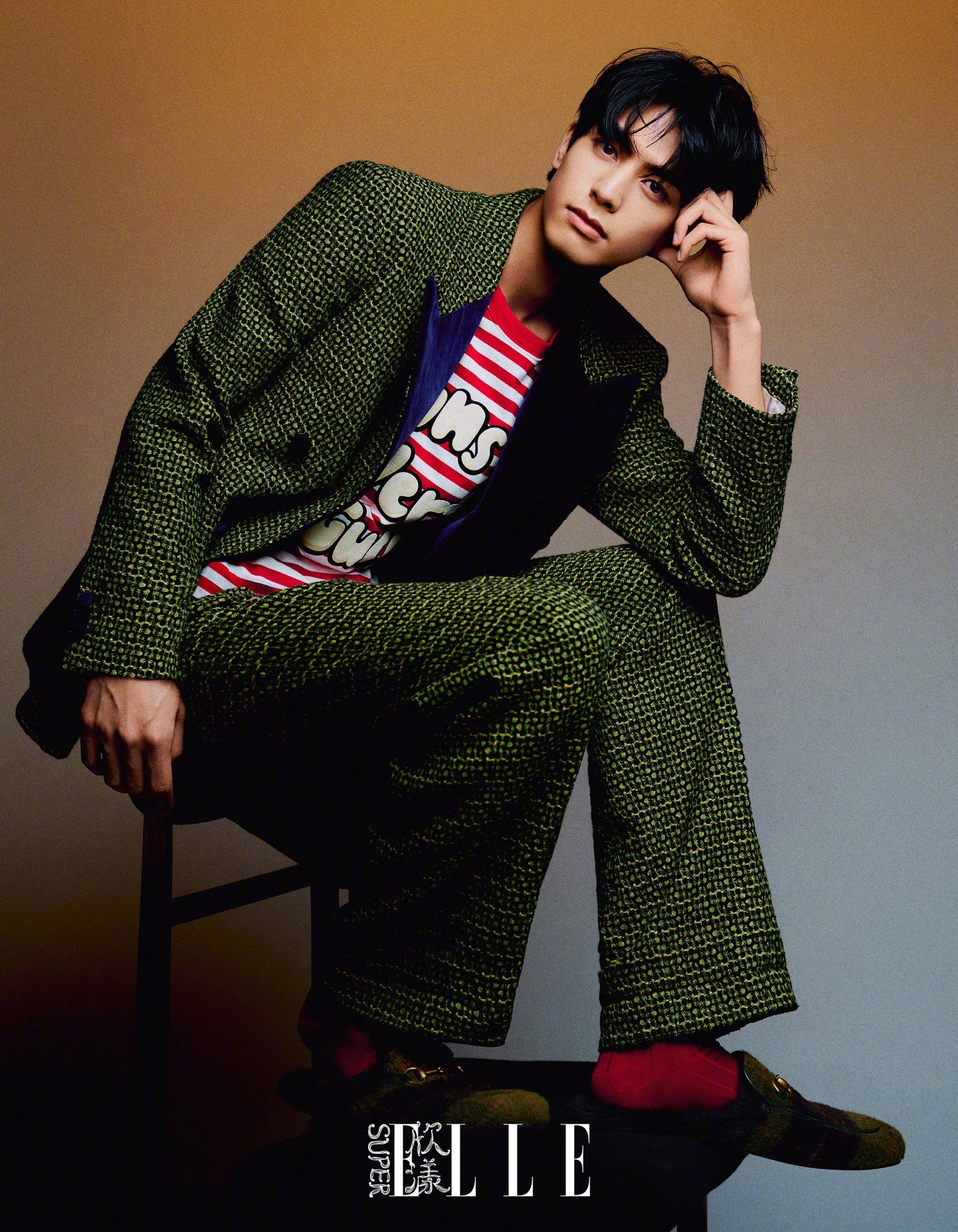 Pre - นิตยสาร Super ELLE ซ่งเวยหลง SongWeilong 宋威龙 2023