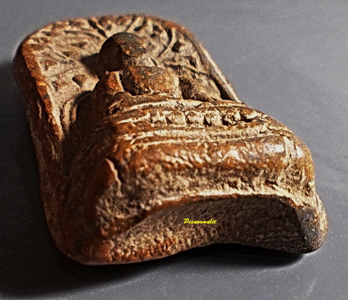 พระคงทรงพระบาง เนื้อดิน ลำพูน