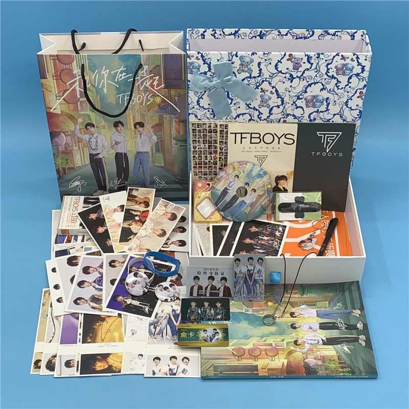 Pre - เซ็ต #TFBOYS日光旅行 Wang Jun Kai Wang Yuan Yi Yang Qianxi