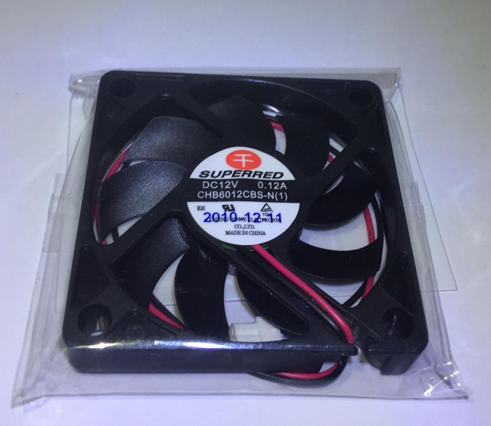 พัดลม 12V ขนาด 8x8cm สายไฟ 2 เส้น พัดลมระบายความร้อน