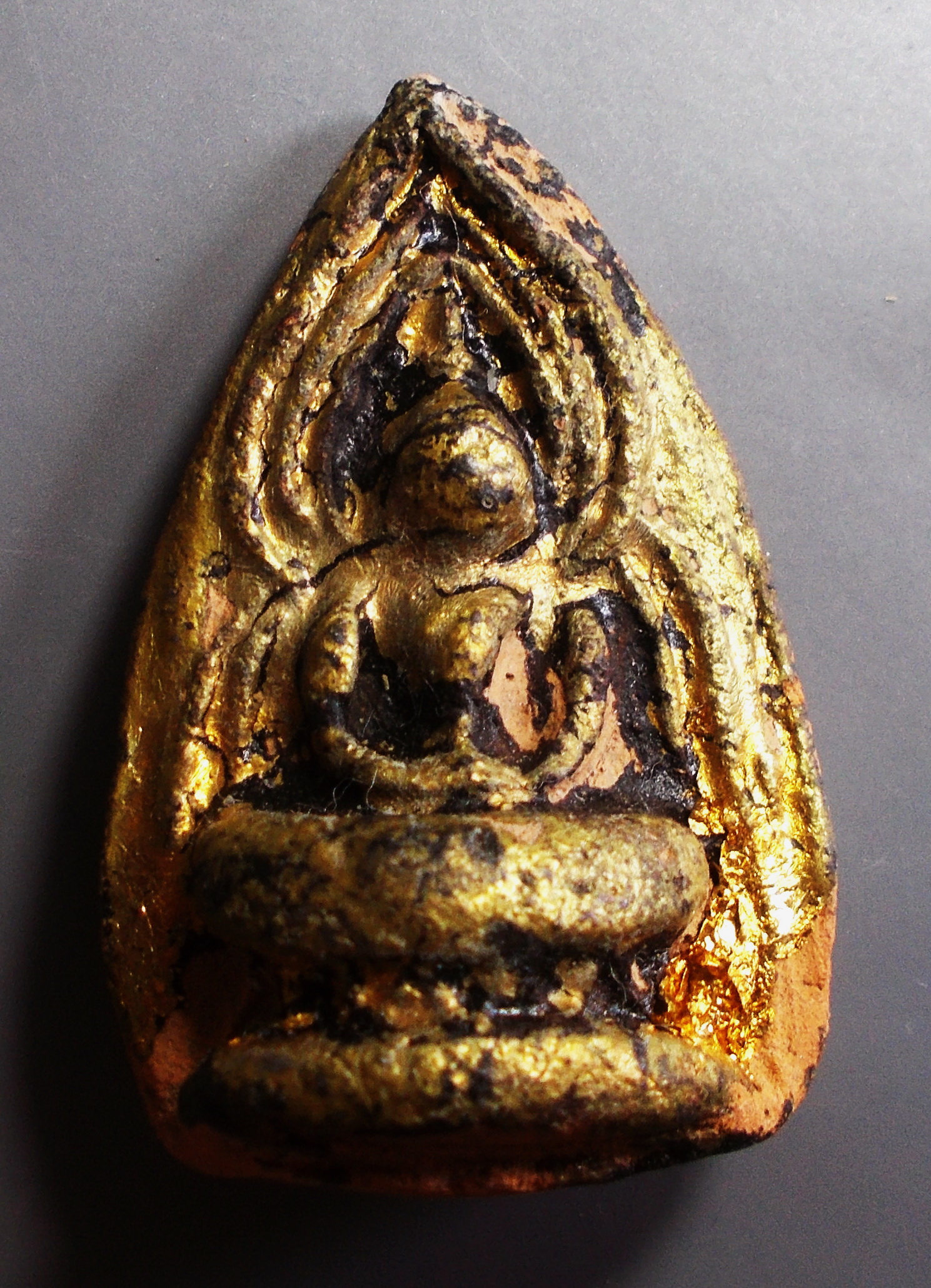 พระซุ้มทอง กรุกลางทุ่ง อยุธยา (ขายแล้ว)