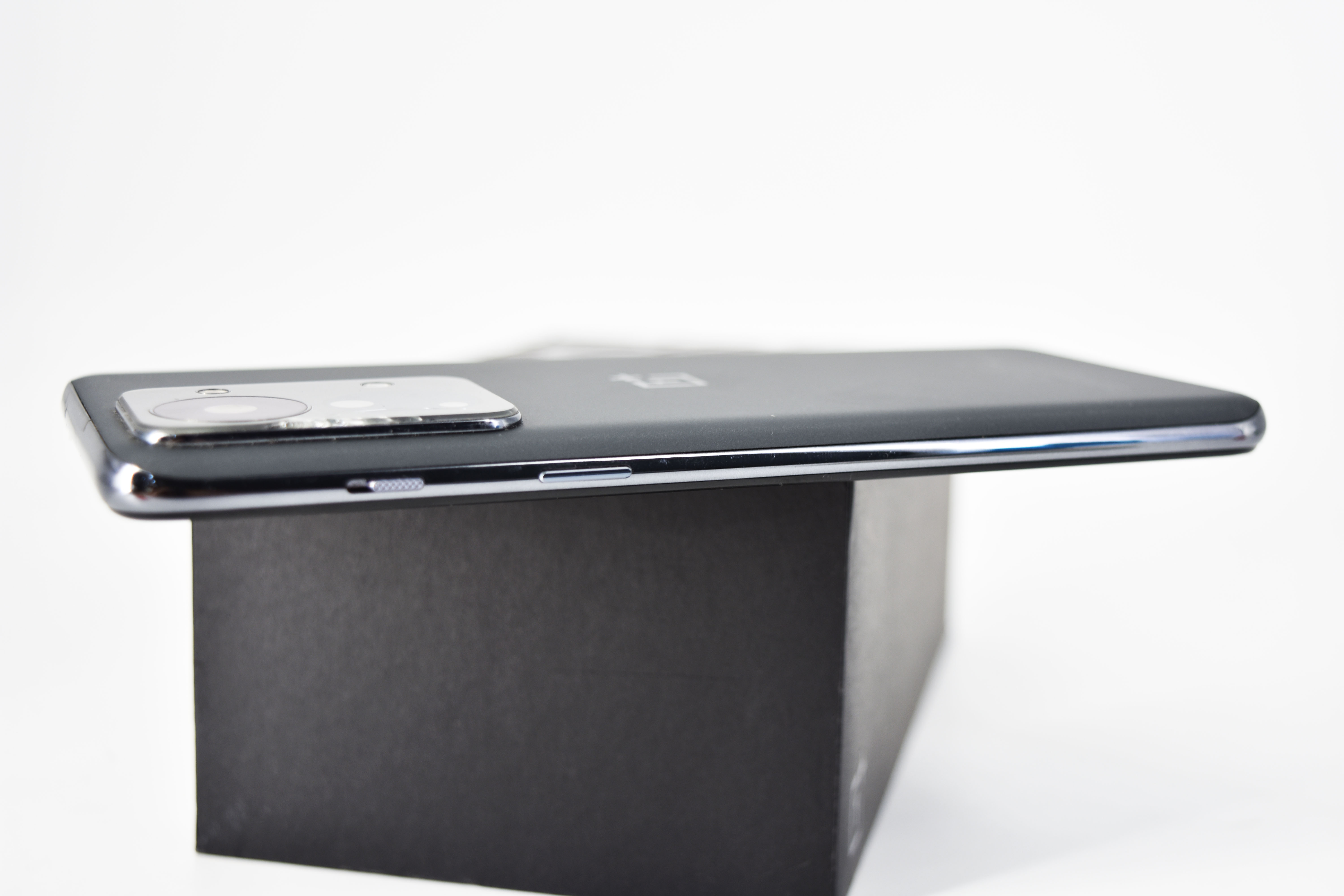 One plus Nord2T 5G 8/128 สี Gray Shadow