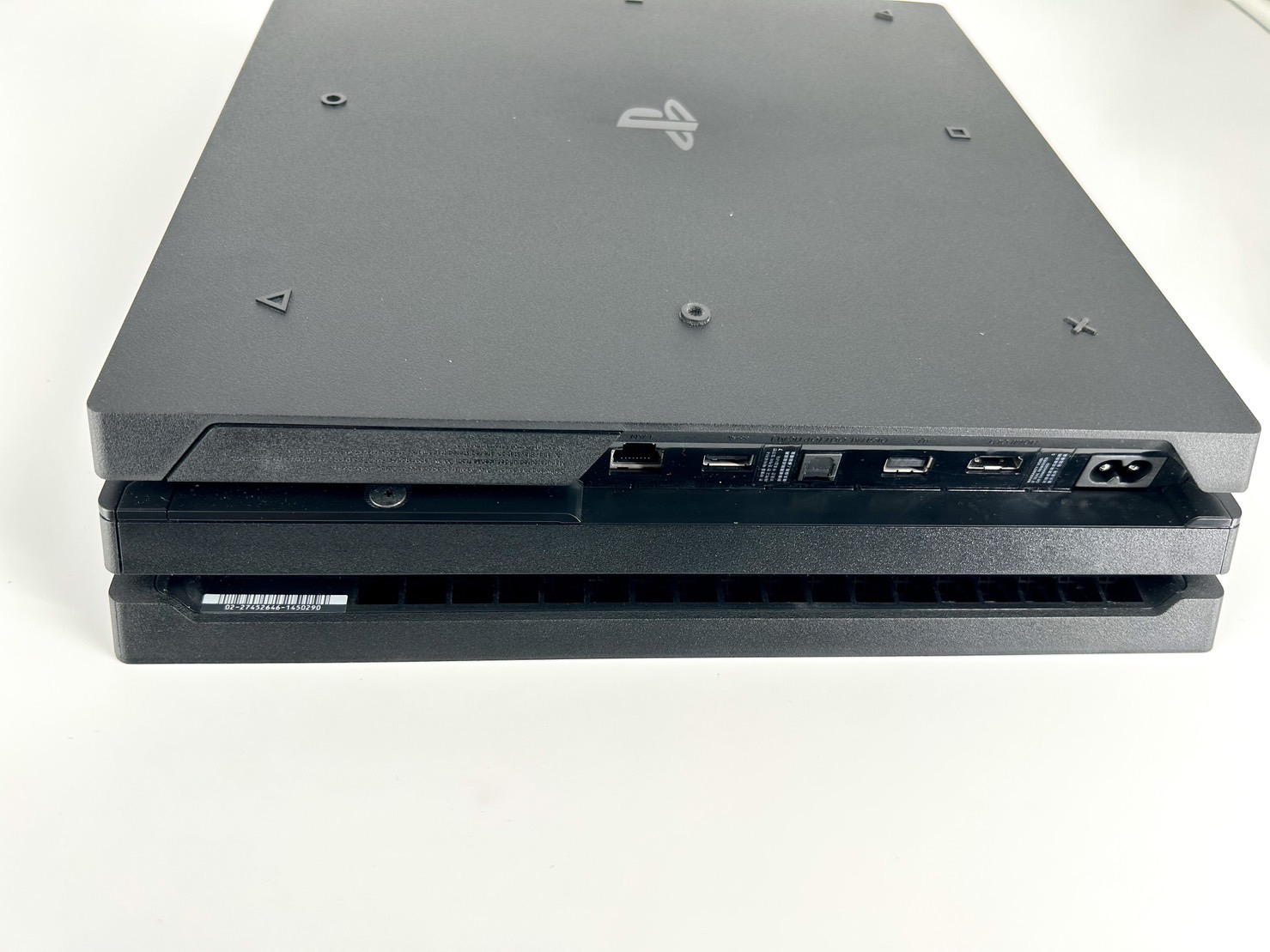 SONY PlayStation4 PRO 1TB รุ่น CUH-7218B B01