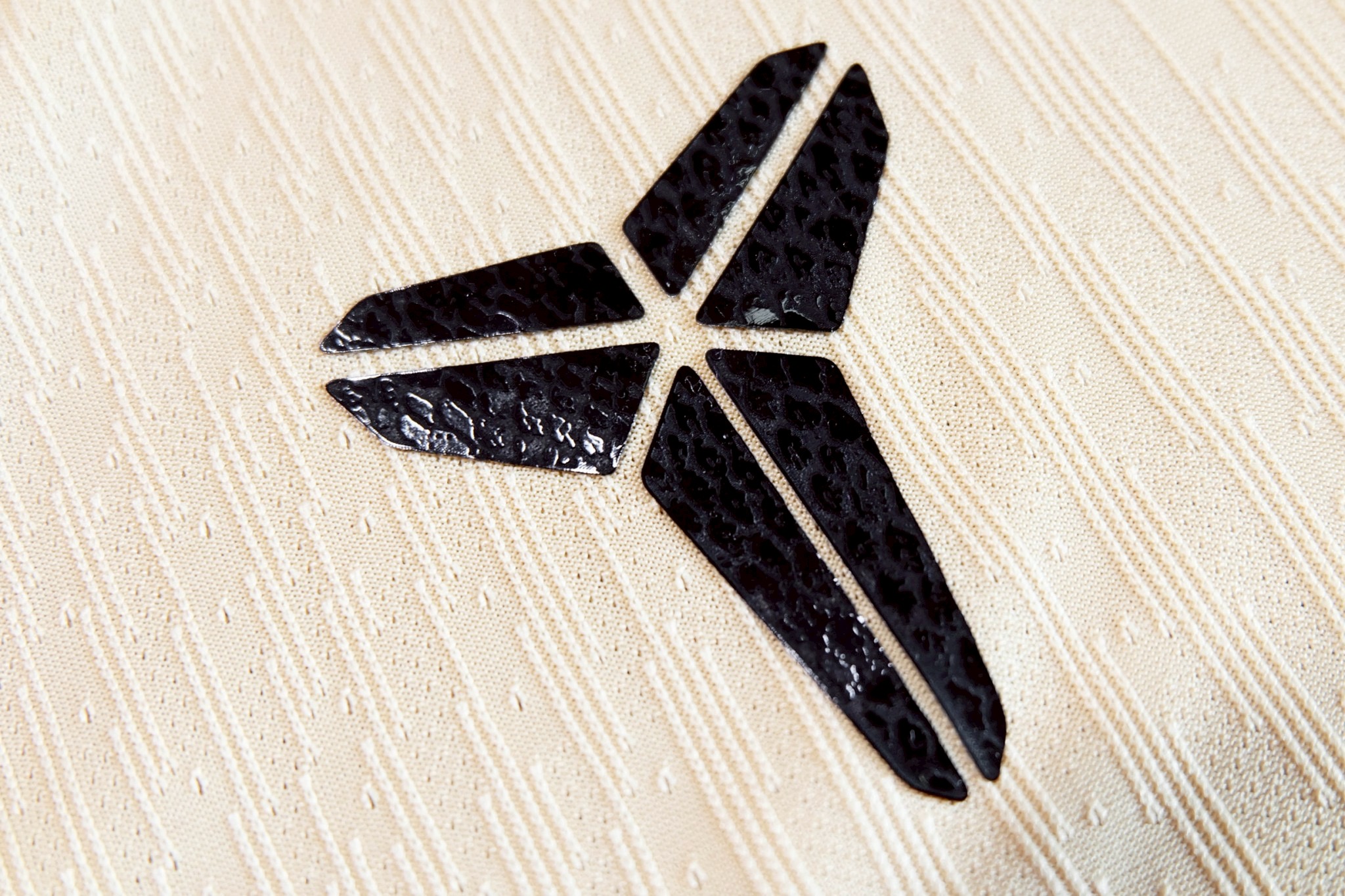 2025-26 เสื้อฟุตบอลบาซ่า สีทอง สำหรับผู้ชาย Player Edition เกรดนักเตะ Size S-2XL