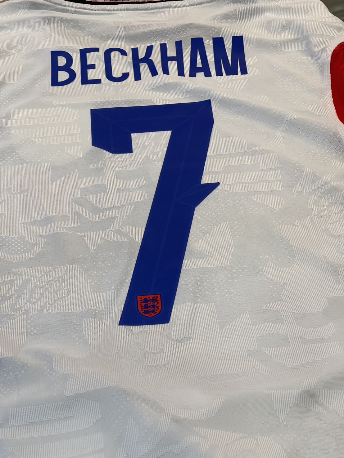 2025-26 เสื้อทีมชาติอังกฤษ สีขาว สำหรับผู้ชาย Player Edition เกรดนักเตะ BECKHAM # 7 Size S-2XL
