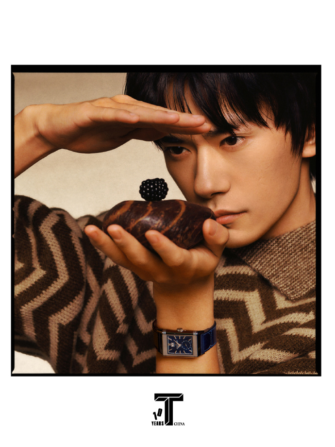 Pre - นิตยสาร T Magazine อี้หยางเซียนซี YiYangQianXi แจ็กสันหยี/JacksonYee 2025+แถม