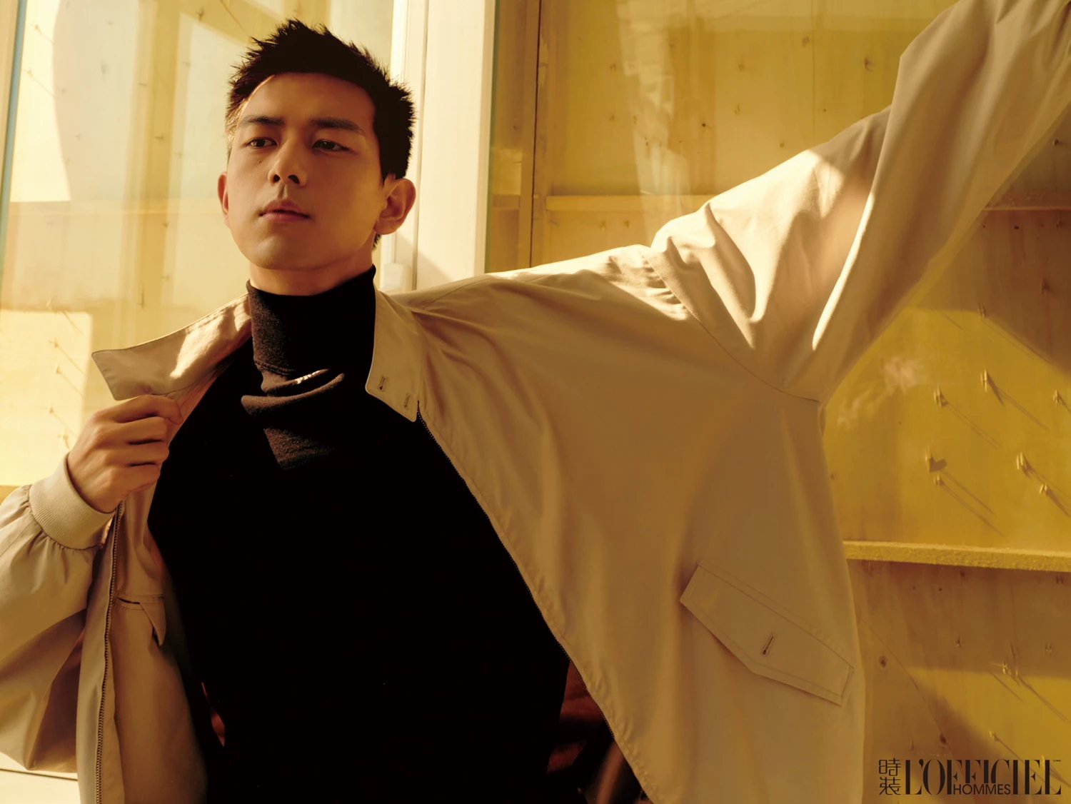 Pre - นิตยสาร L'OFFICIEL HOMMES หลี่เซี่ยน LiXian 2023 +โปสเตอร์