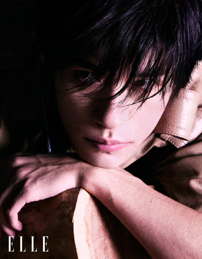 Pre - นิตยสาร ELLE แจ็กสันหยี YiYangQianXi JacksonYee 2024