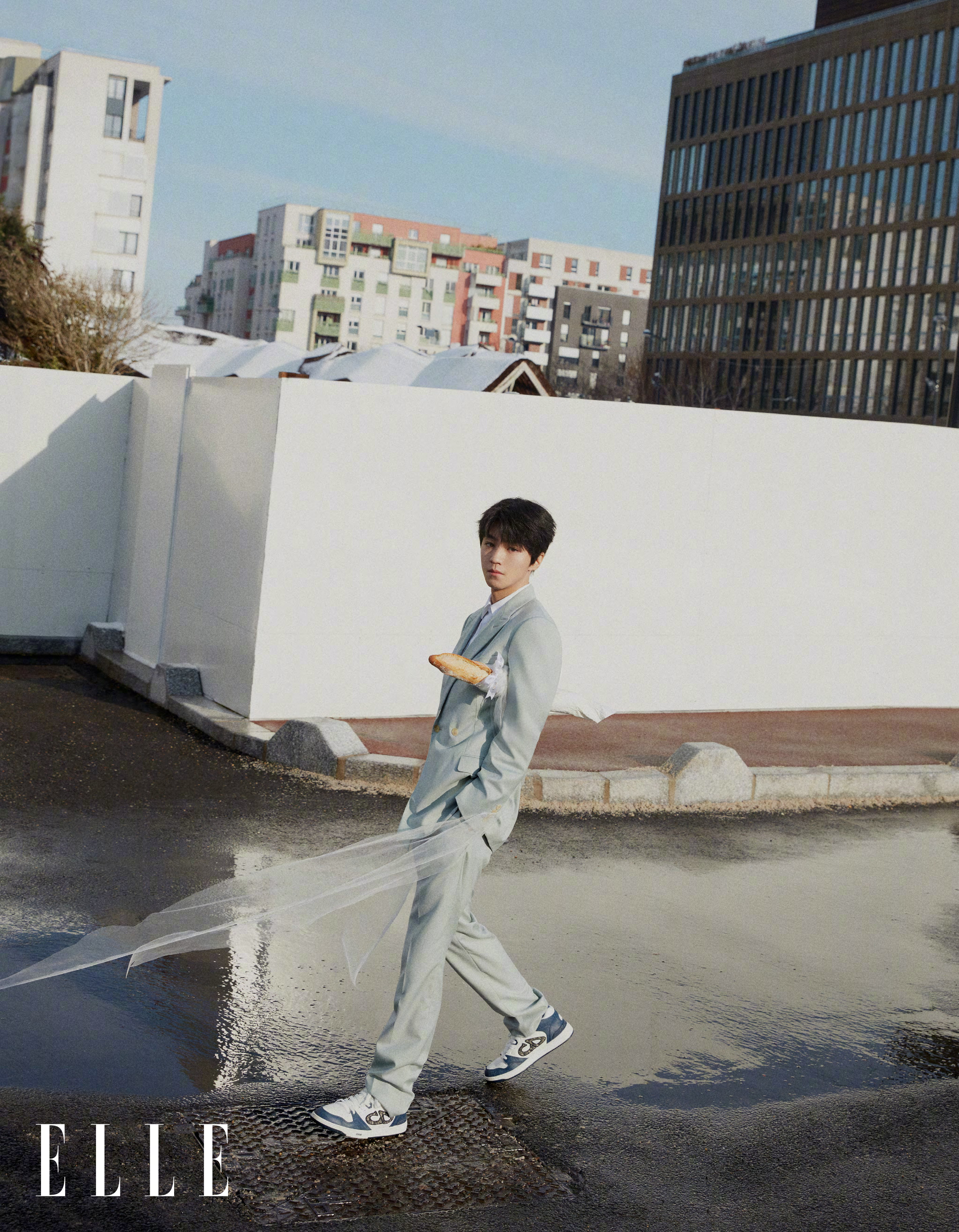 Pre - นิตยสาร ELLE หวังจวิ้นข่าย WangJunkai 2024+แถมจากร้าน