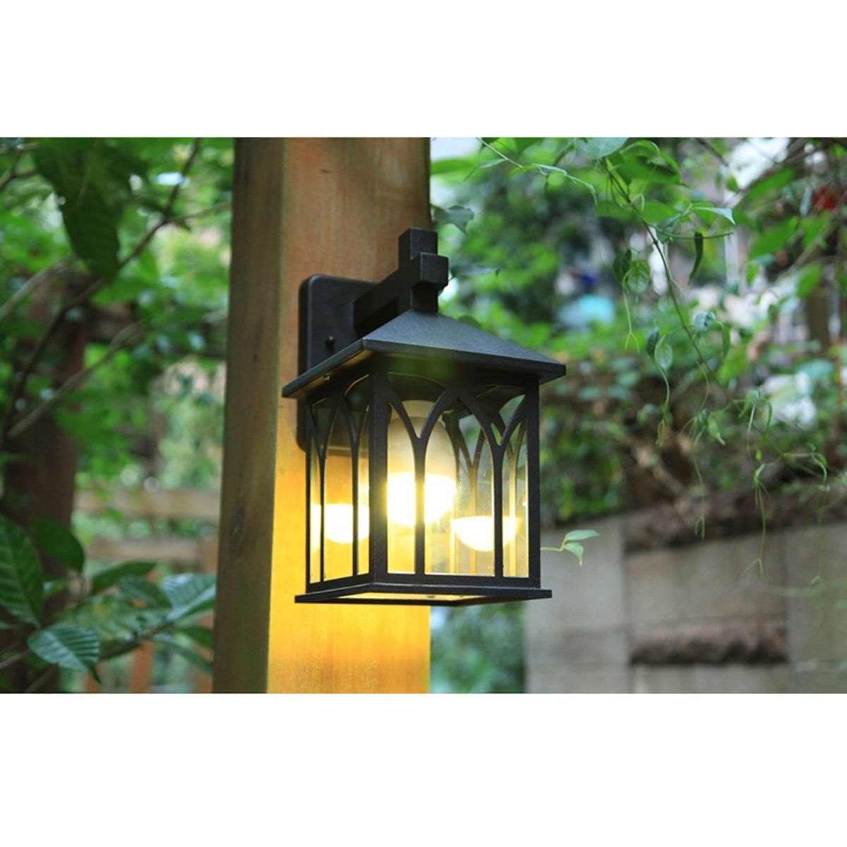 โคมไฟติดผนัง Continental สีดำ