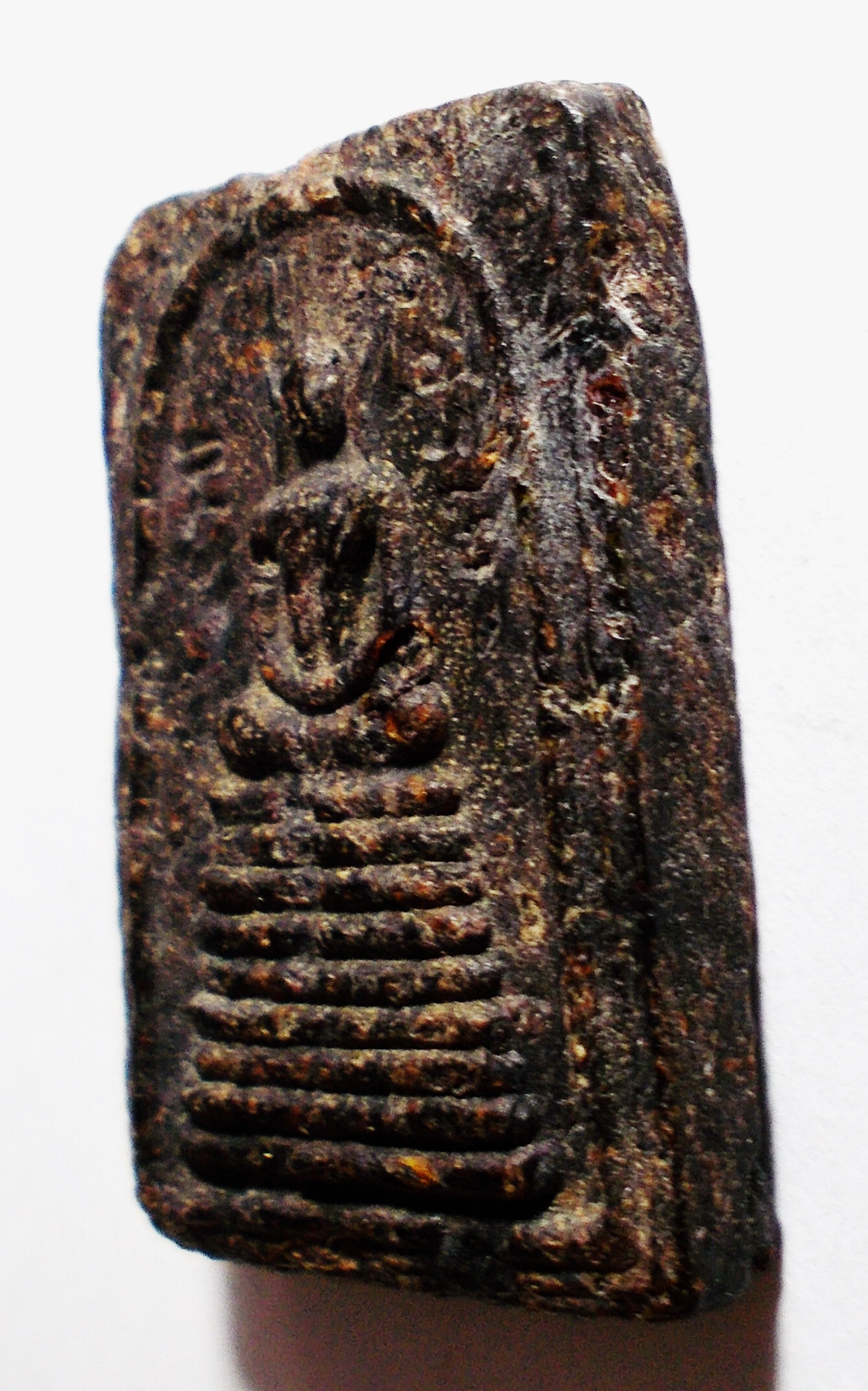 สมเด็จ หลวงพ่อสังข์ สุริโย วัดนากันตม จ.ศรีสะเกษ ยุคแรกๆ เนื้อผงผสมครั่งหลังยันต์ (ขายแล้ว)